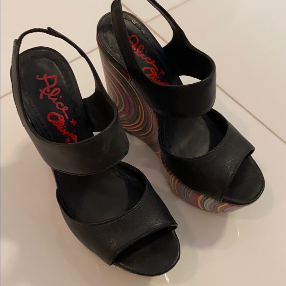 Alice+Olivia wedges